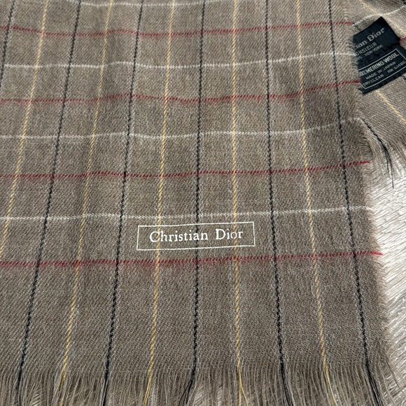 Christian Dior vintage wool plaid scarf - Picture 4 of 5